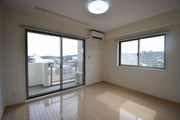 ヴィアーレ広瀬の物件内観写真